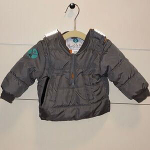 Buckle me baby coat 6-9 months